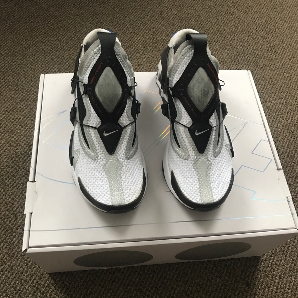 Nike adapt huarache